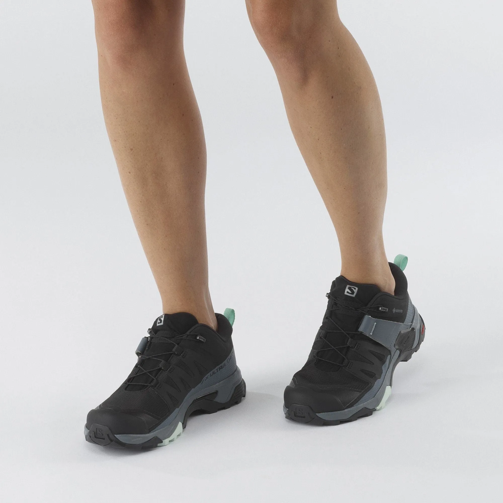 Salomon Women's X Ultra 4 GTX Shoes